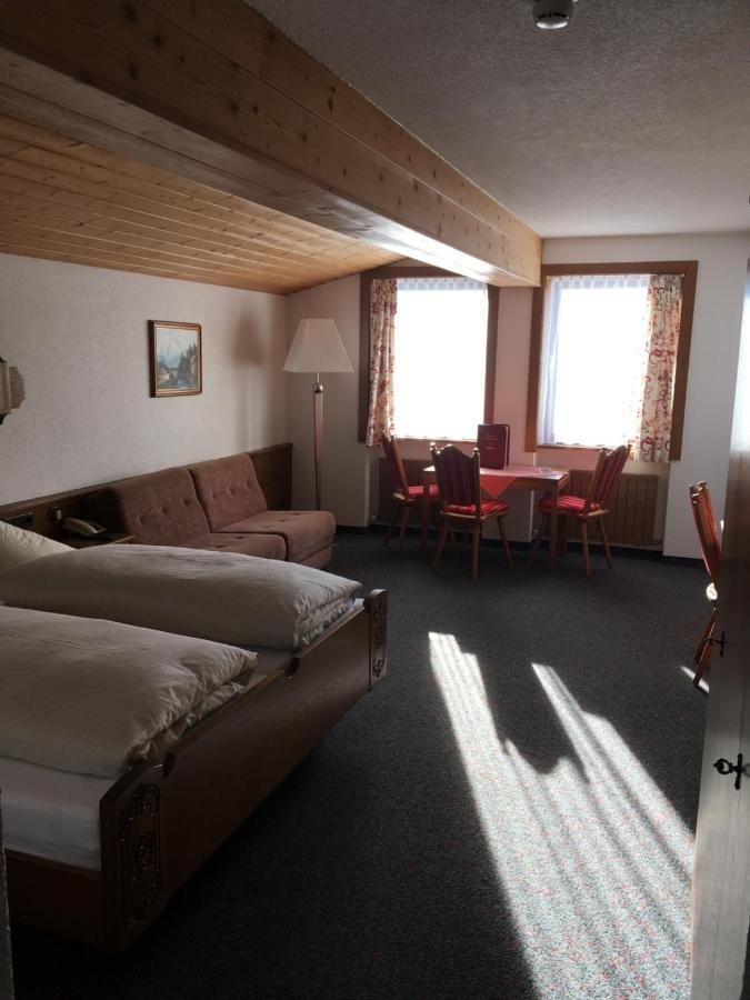 Hotel Garni Warth  Buitenkant foto