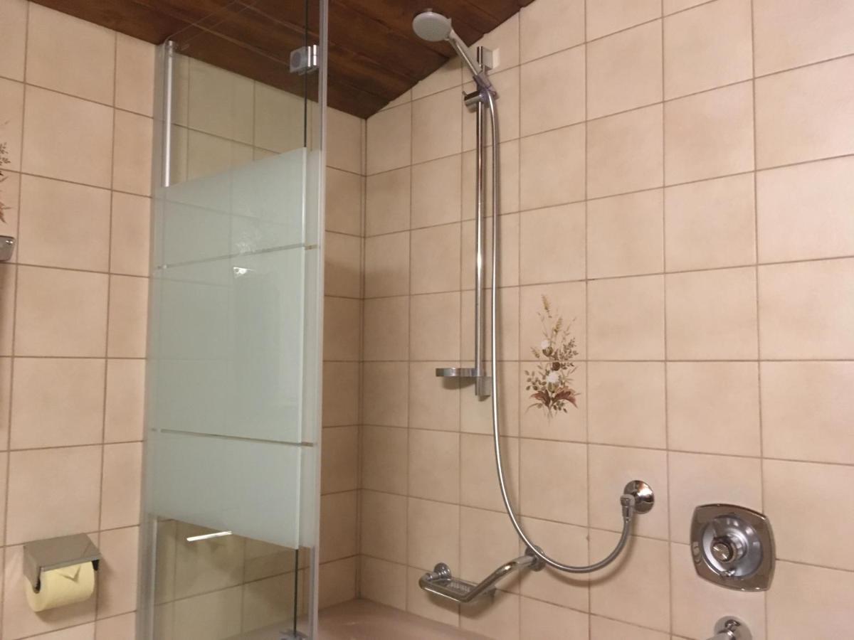 Hotel Garni Warth  Buitenkant foto