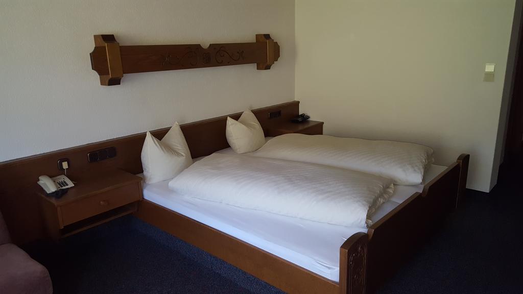 Hotel Garni Warth  Buitenkant foto
